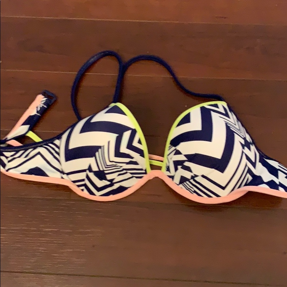 Victoria’s Secret bikini swim top